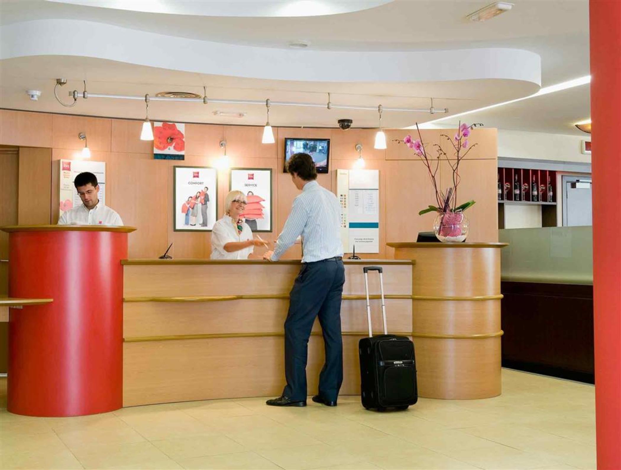 Ibis Madrid Calle Alcala Zewnętrze zdjęcie