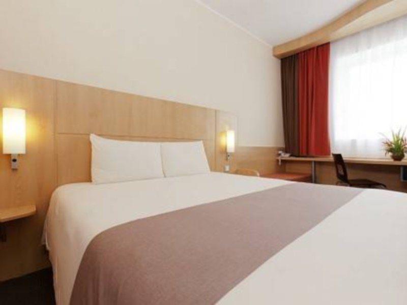 Hotel Ibis Madrid Calle Alcala Zewnętrze zdjęcie